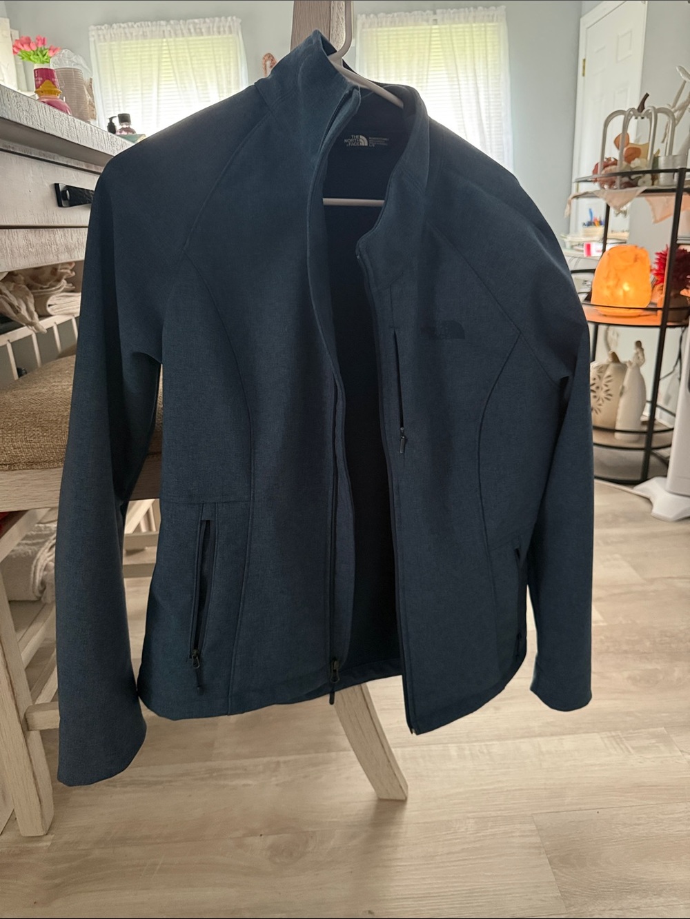 The North Face Women’s Navy Blue Soft Shell Jacket - Size Large